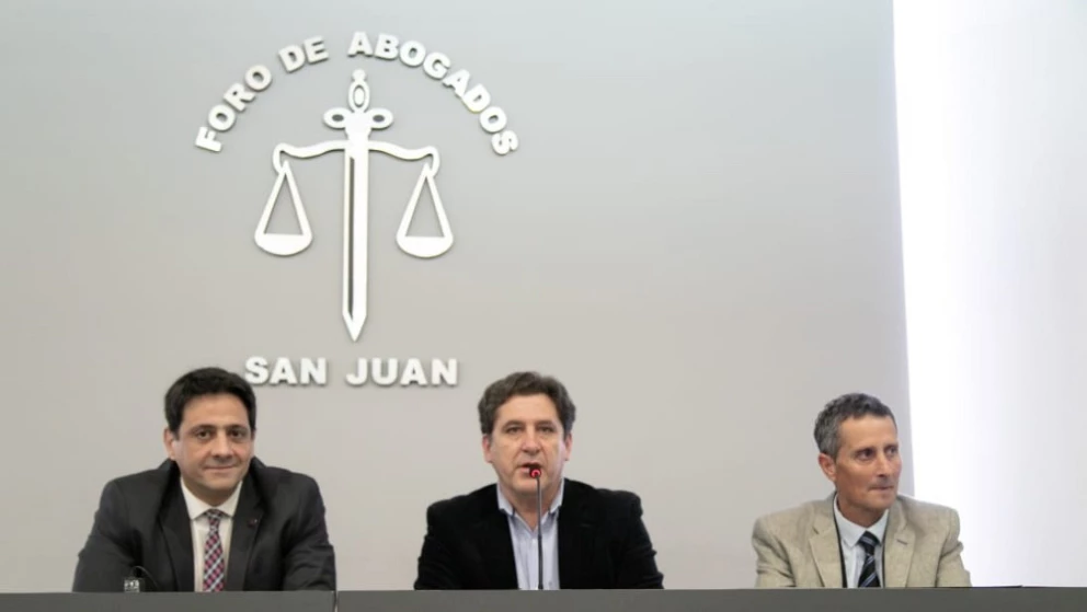 66a3e72c79361add86569c1bfde8e961_XL