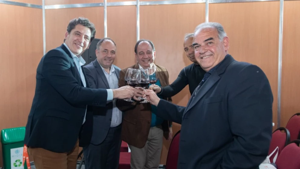 1dadc0d7b475b2f623662ff1748d724e_XL